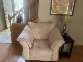 2 Large Comfortable Living Room Chairs.. Tan Color, Suede Like Material. Nice FREE