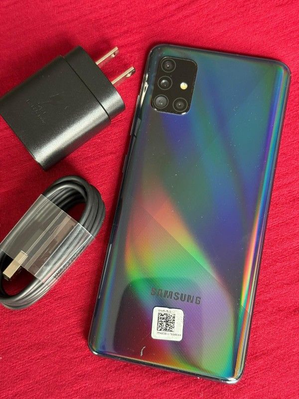 Samsung Galaxy A51 , Unlocked for all Company Carrier , Excellent Condition Like New