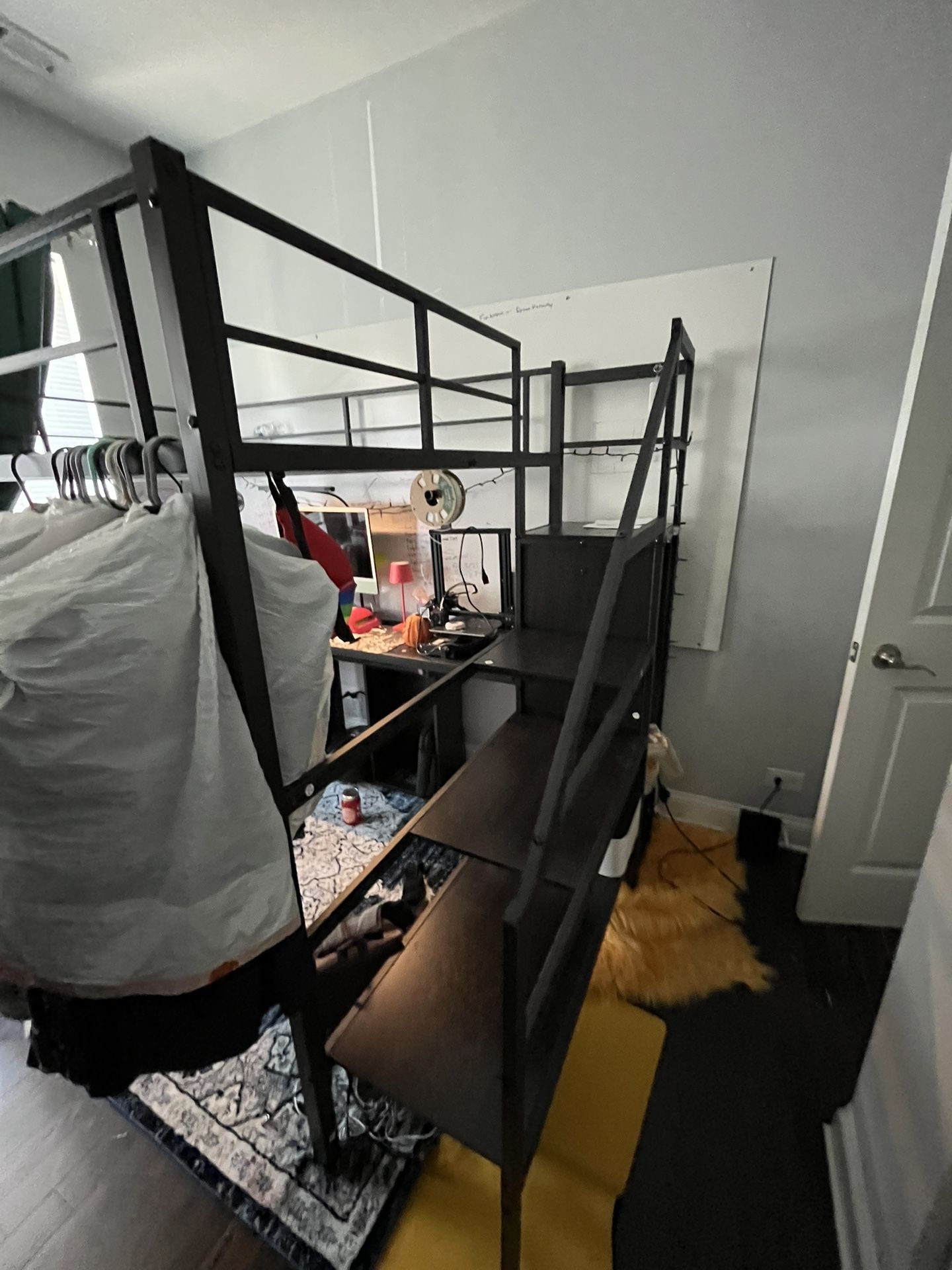 Full Size Bunkbed Desk