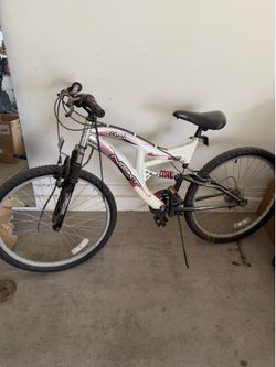 Girls bike