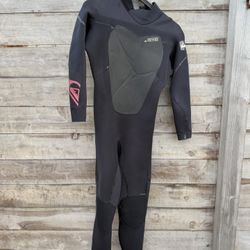 Women’s Wetsuit Size 4