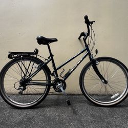 Giant 26” Hybrid Road Bike + 21 Speed + Brand New Pedals + 15” Frame + Twist Shifters + Rear Rack  + Shimano Equipped + Ready To Ride