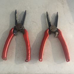 2 Pairs Of Strippers