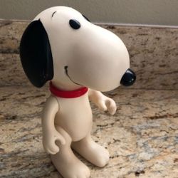 Vintage 9" Snoopy 