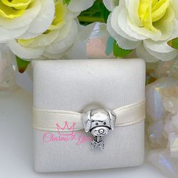 Adorable Charm 925 silver for Pandora moments bracelet.