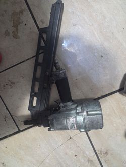 Hitachi nail.gun