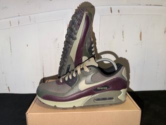 Nike Air Max 90 Gore-Tex Sneakers