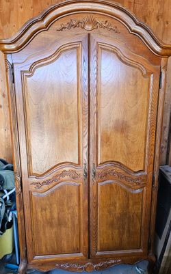Armoire