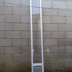 Petsafe White Patio Panel Doggy Door For Small/Medium Dogs Measurements In Pictures $150 Pick Up Only In Bakersfield In The 93308 Area No Holds 