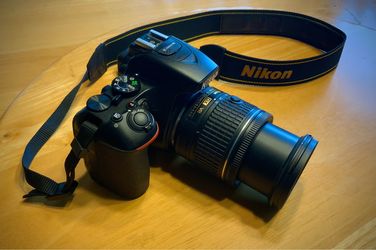 Nikon D5600 DSLR Camera + 18–55mm VR Lens