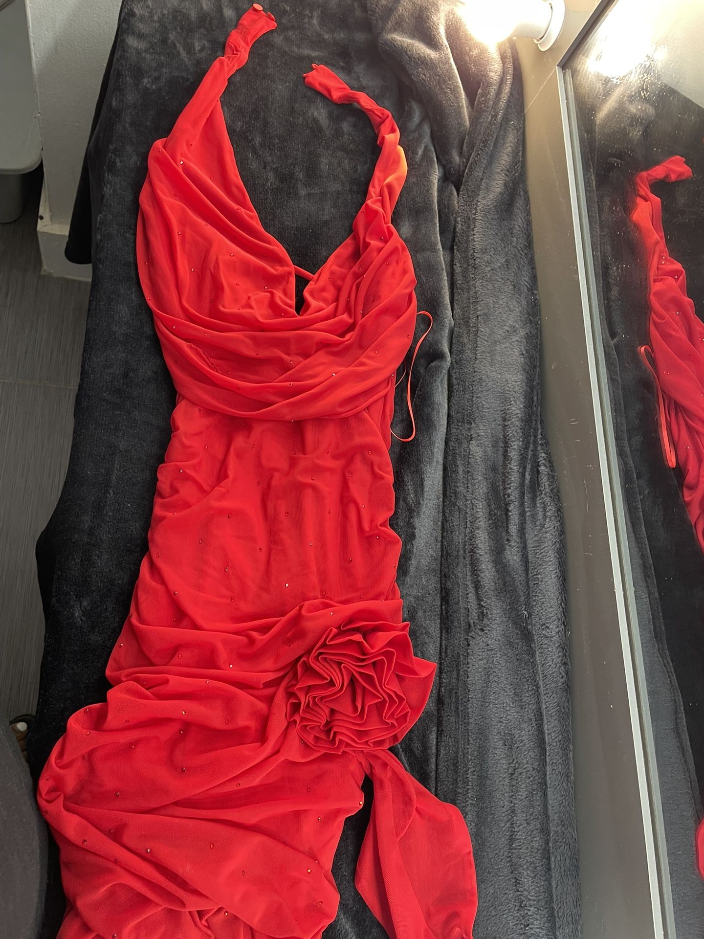 Elegant Red Halter Dress. small
