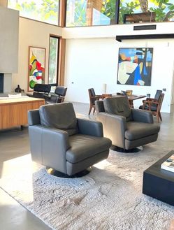 Pair of Top-Grain Gray Leather Swivel Chairs (HTL Luxury Build)