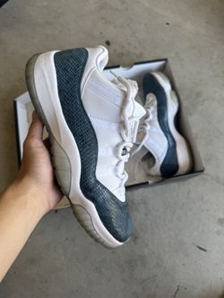 Jordan 11 Low Snake Skin