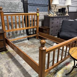 Solid Wood Queen Bed $399