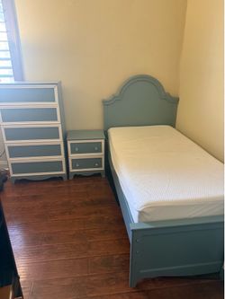 Twin bedroom set,  mattress NOT included