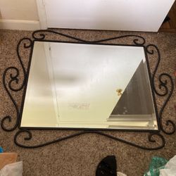 24/30” Big Size Heavy Mirror With A Solid Metal Frame
