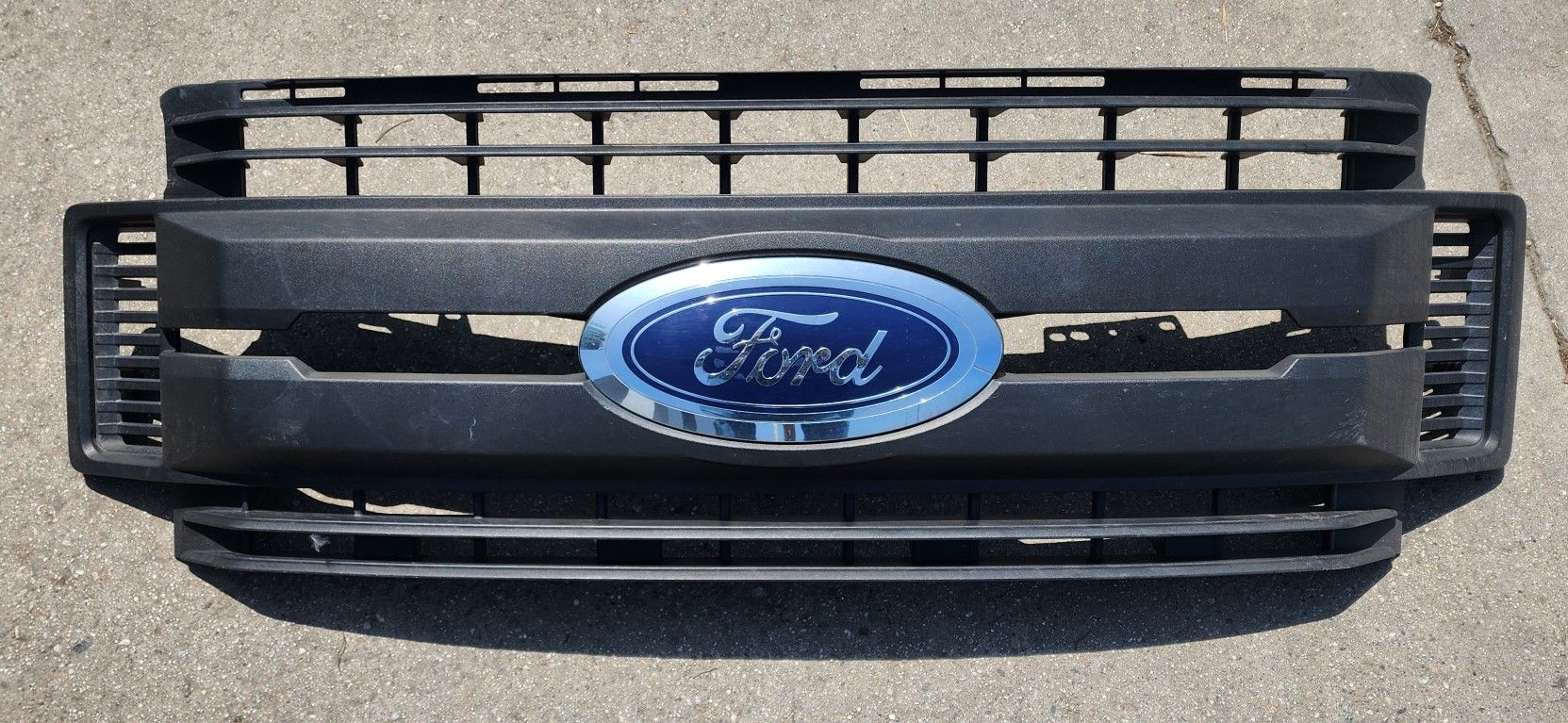 2017 2018 2019 FORD F250 F350  FRONT BUMPER SUPER DUTY GRILLE GRILL 