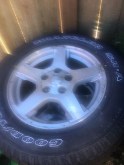 Jeep wheels 17 inch 5x127 5x5 NEED GONE OBO