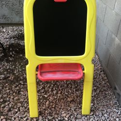 Crayola Chalk And White Board Easil 