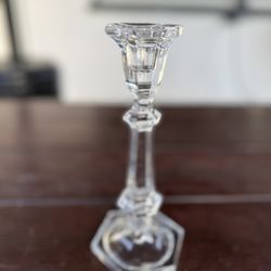 Clear crystal candlestick holder