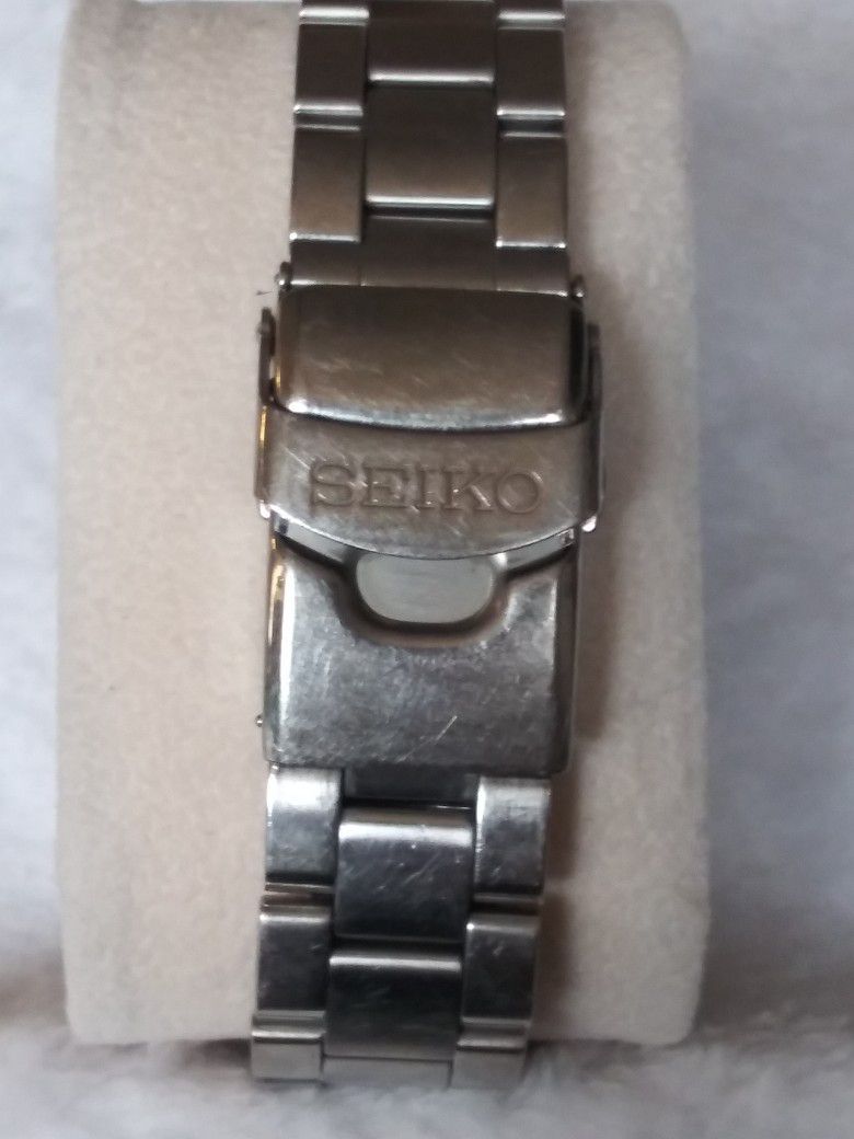 VINTAGE SEIKO 7T32-7F69 (AO) WATCH for Sale in El Paso, TX - OfferUp