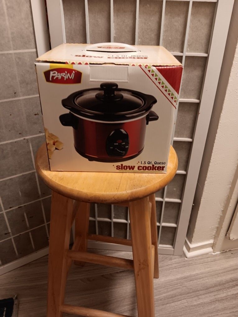 Parini 1.5 Quart Slow Cooker With Glass Lid And Removable Ceramic Pot