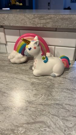Unicorn And Rainbow Decorations