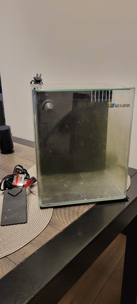 Aqua Japan 4.6 gallon aquarium 