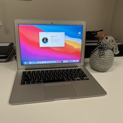 Apple 13” MacBook Air 2015 2.2ghz Core i7 8GB RAM 256GB Flash Webcam WiFi macOS Big Sur 