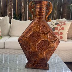 Vase Decorativa 23” Alta Y 16” Ancho