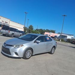 Toyota Corolla 16