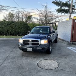 2005 Dodge Dakota CLEAN TITLE!