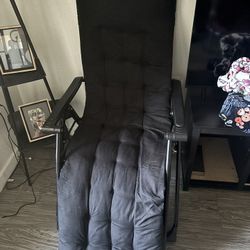 Gravity Chair