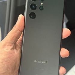 Samsung Galaxy S22 Ultra  , Factory Unlocked,  Excellent Condition Like New 