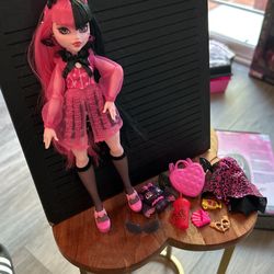 Monster High COUNT FABULOUS 2022