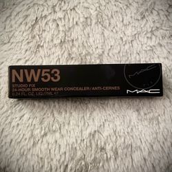 MAC Studio Fix 24hr Smooth Wear Concealer