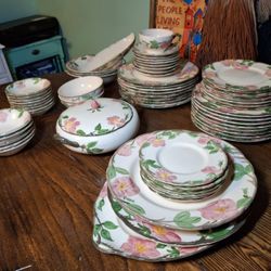 Franciscan Desert Rose Dinnerware