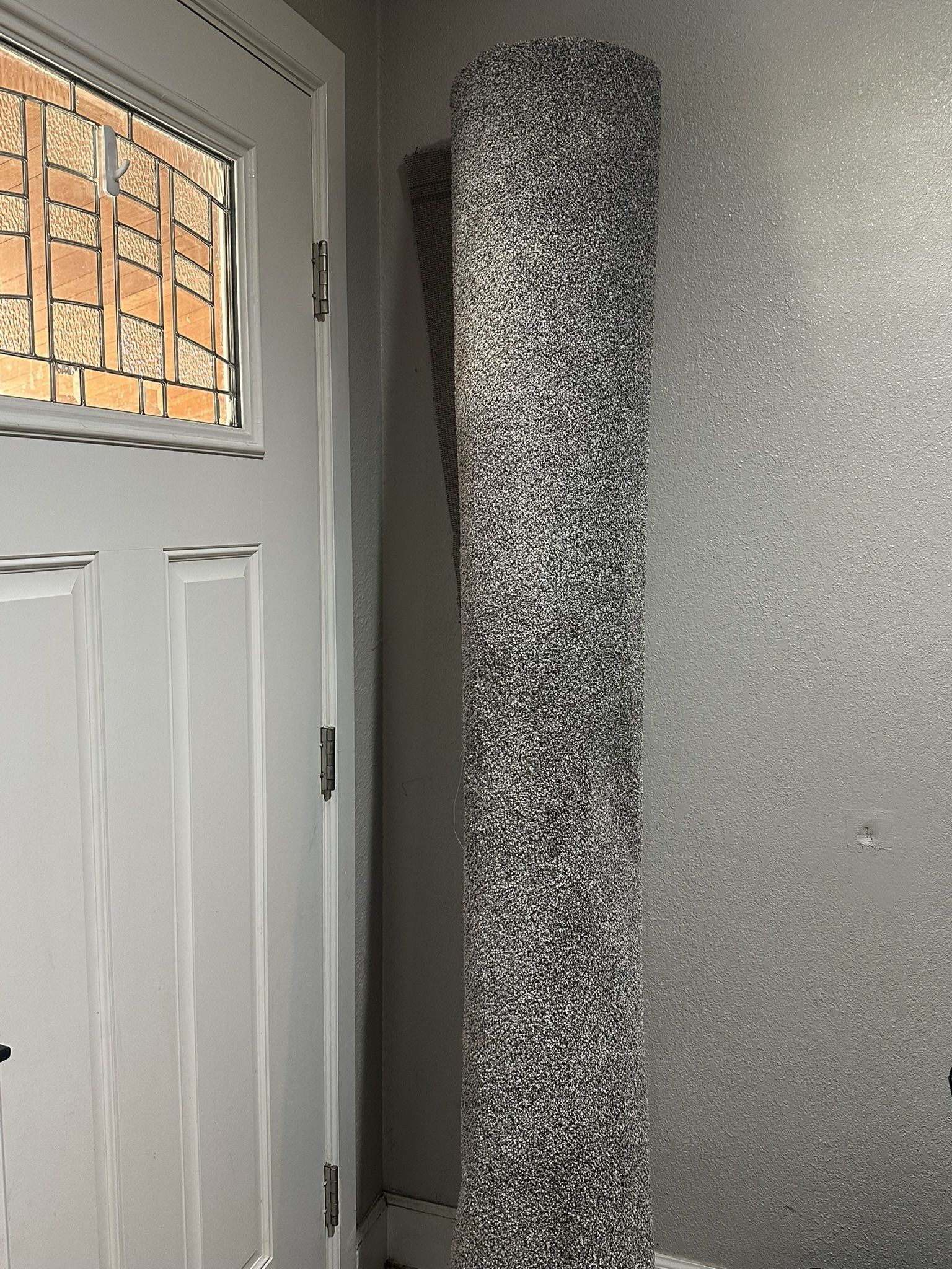 Carpet 8’5 X 6’10 Ft