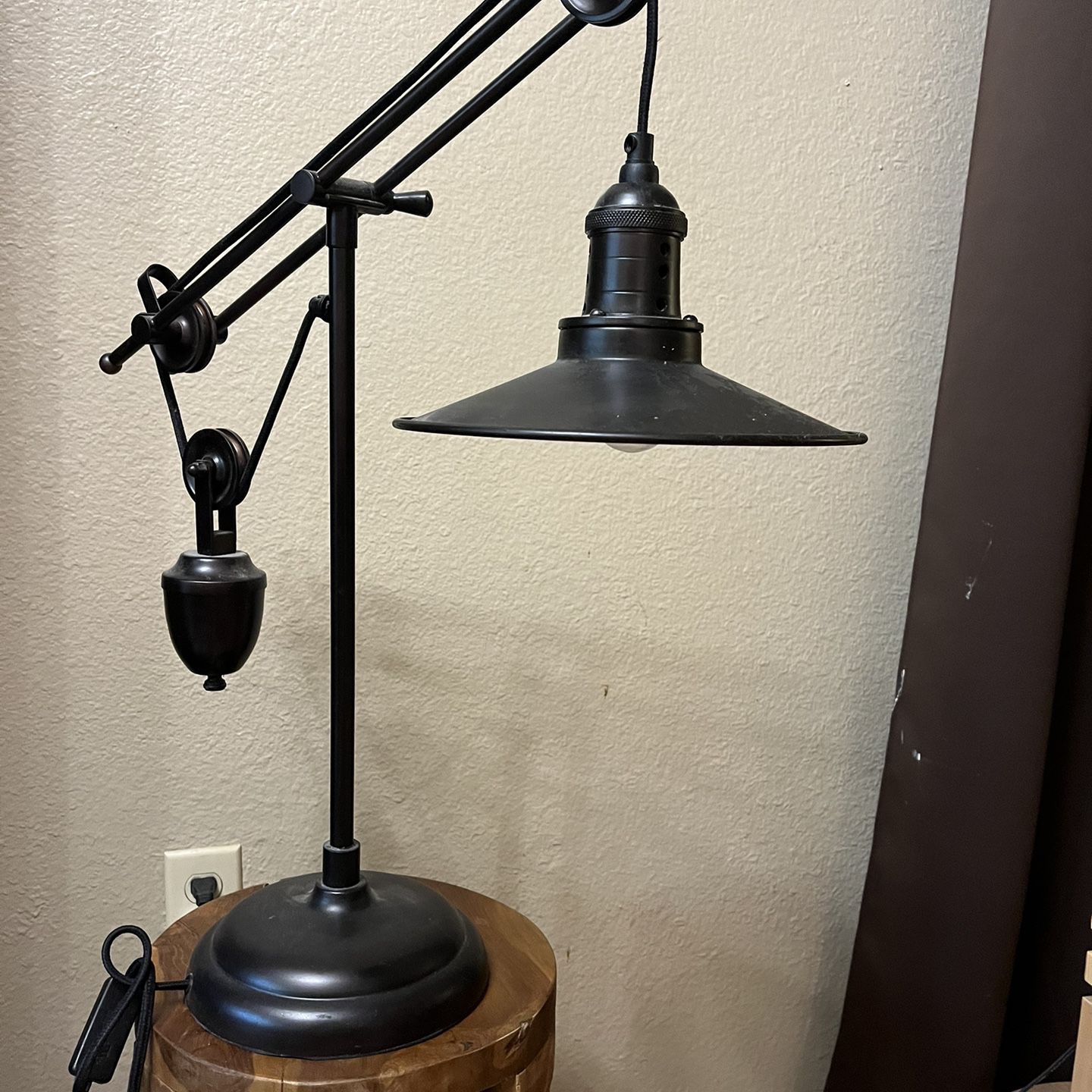 Beautiful Antique/Industrial “Pulley” Table Lamp