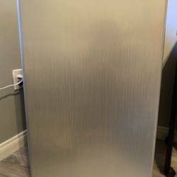 Vendo Hermosa Mini Nevera