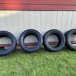 TORMENTA MT FORTUNE 33 x 12.50 R20 LT FSR310 SET OF FOUR TIRES FOR A TRUCK IN GREAT CONDITION 