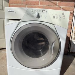 Whirlpool white dual sport medium sized washer            Model number WFW8300SW05