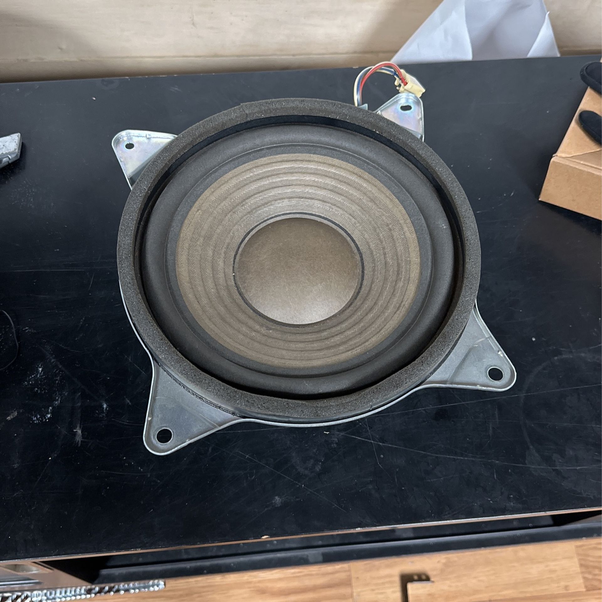 2006-13 Lexus Gs300/350 10 Inch Factory Subwoofer