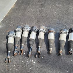 05 Jaguar XJ-8 AIR STRUTS 