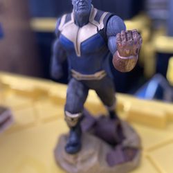 Thanos Statue 