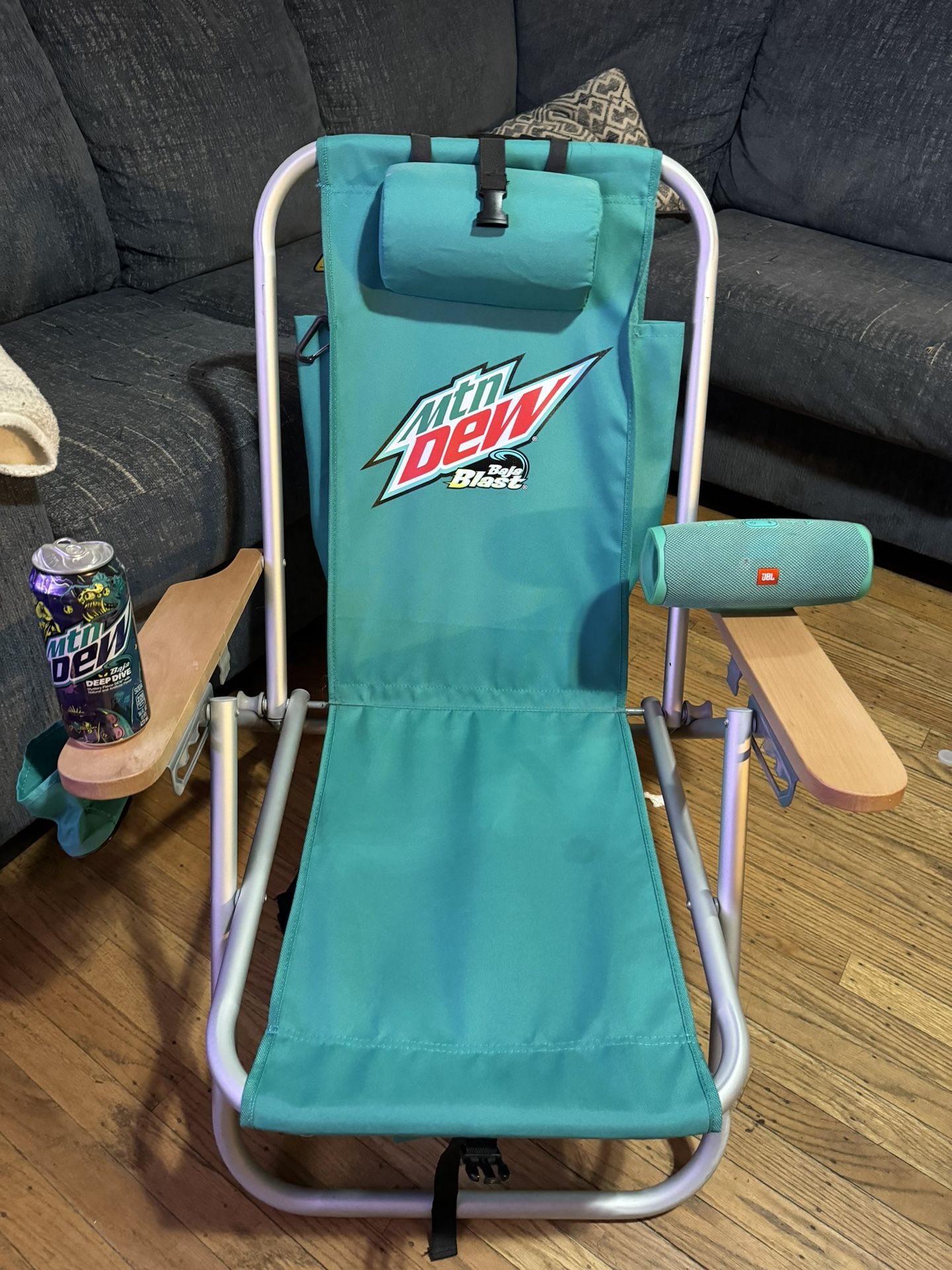 rare Mtn Dew chair 