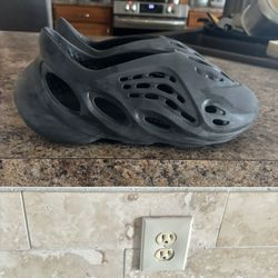 Yeezy Foam Runners Onyx