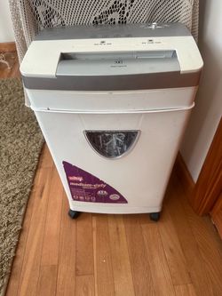 Paper shredder