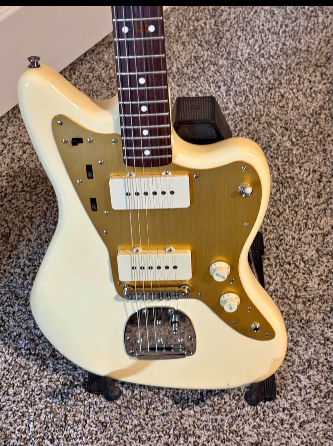 J Mascis jazzmaster Squier