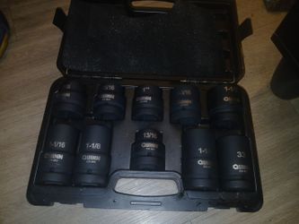 QUINN 1 in. Drive SAE and Metric Truck Service Impact Set, 10-Piece $90